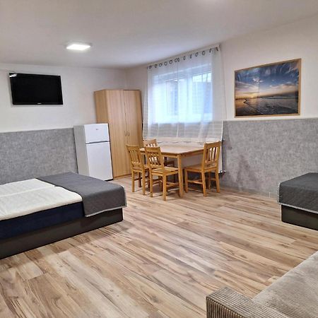 Lesne Zacisze Hotel Микошево Екстериор снимка